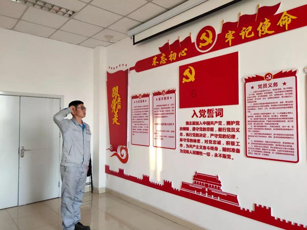 渝北区龙塔街道:开展就业援助月专项宣传活动
